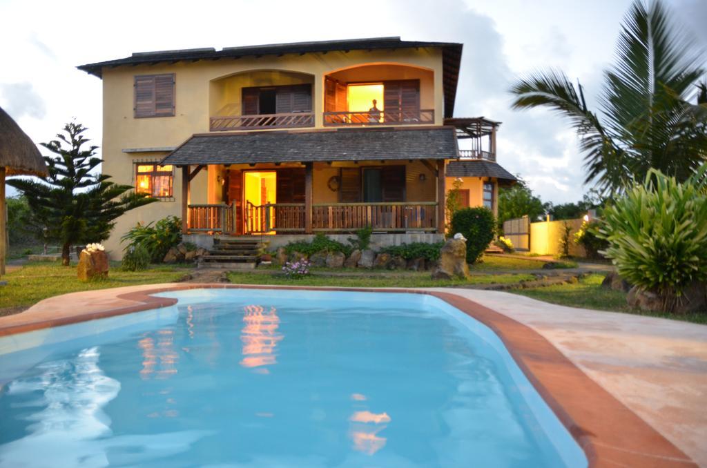 La Maison Soleil Belle Mare Bagian luar foto