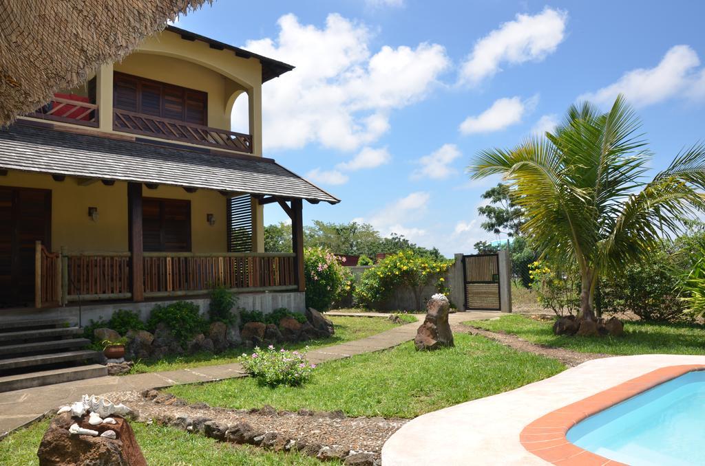 La Maison Soleil Belle Mare Bagian luar foto