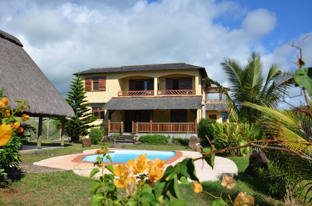 La Maison Soleil Belle Mare Bagian luar foto