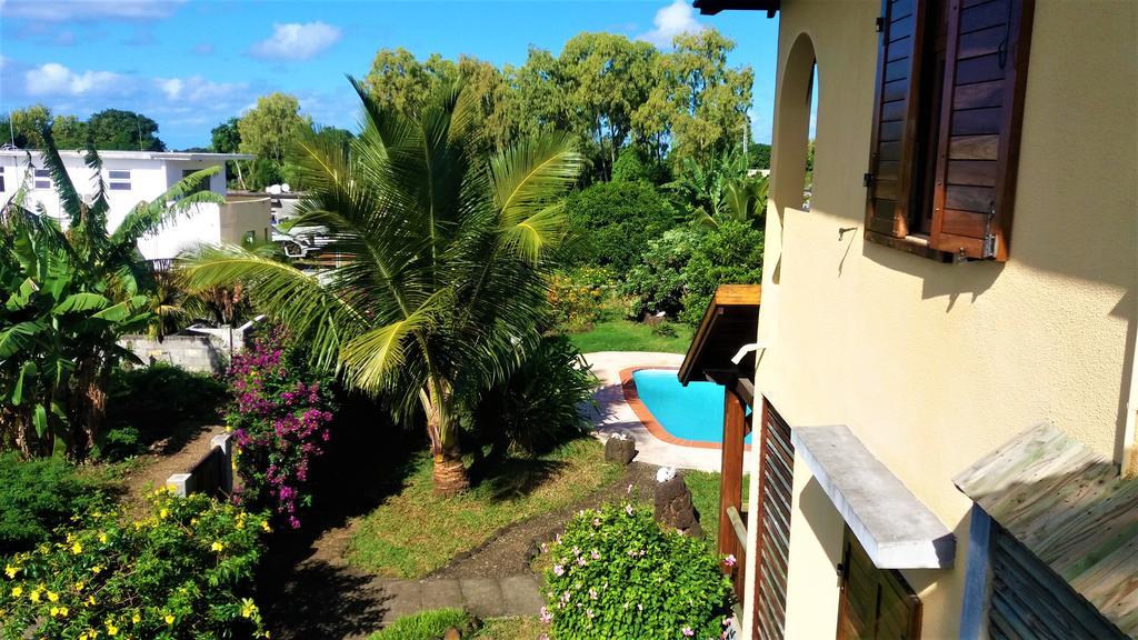 La Maison Soleil Belle Mare Bagian luar foto